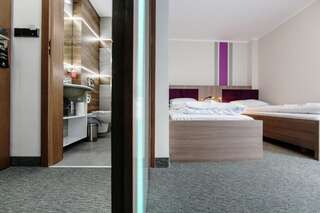 Отель Hotel Oskar Business & Spa Пулавы Стандартный двухместный номер с 2 отдельными кроватями-2