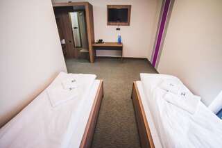 Отель Hotel Oskar Business & Spa Пулавы Стандартный двухместный номер с 2 отдельными кроватями-3